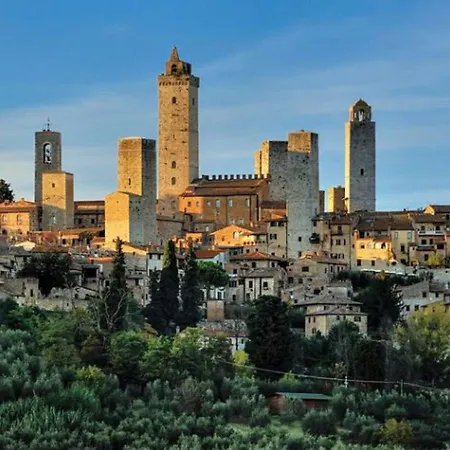 San Girolamo By Interhome سان جيمينيانو